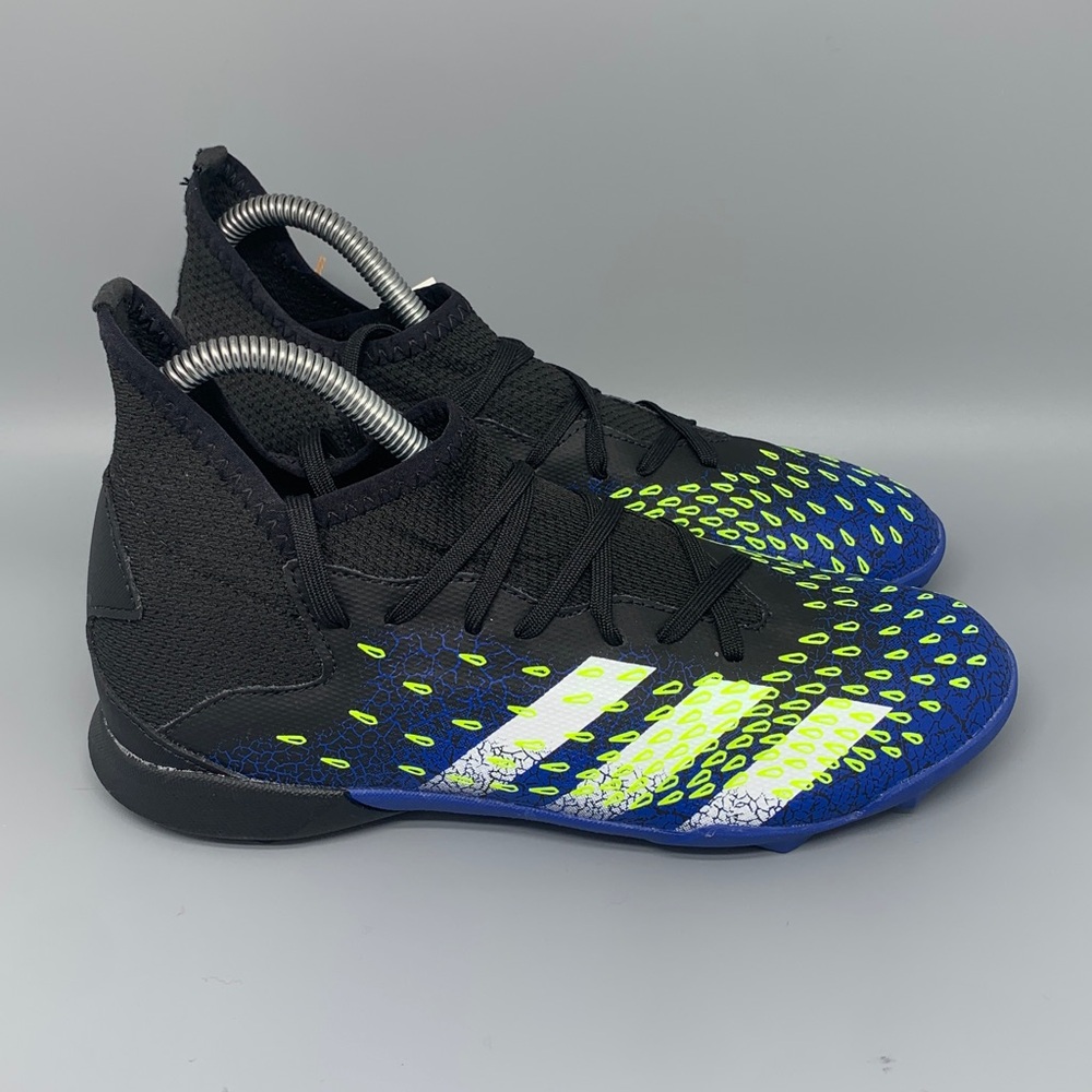 Adidas Predator Freak.3 T‎ Black Blue Soccer Cleats FY0624 Men’s Sz 5 NWT